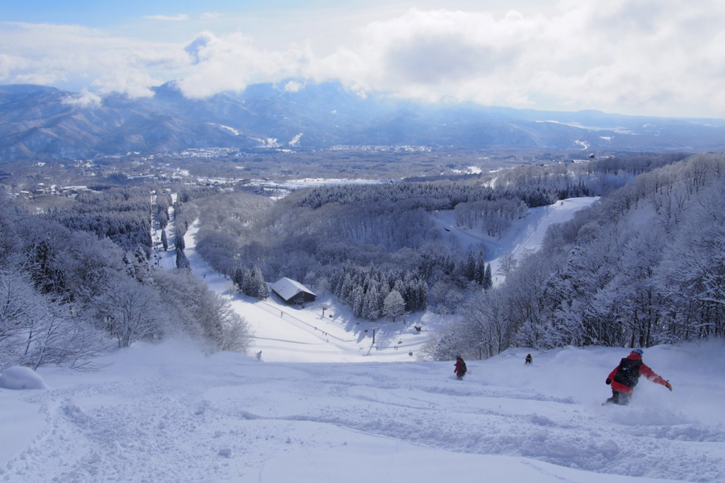 日本妙高-赤倉觀光度假滑雪場